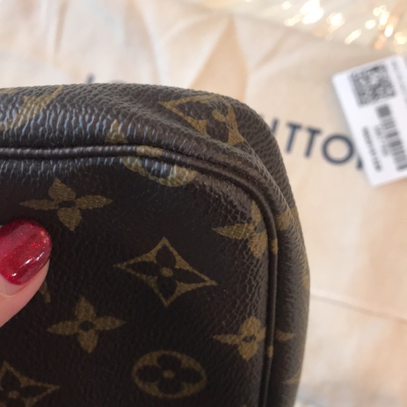 Louis Vuitton Mini Pochette 2018 Holiday Collection - Picture 5 of 11